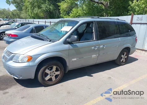 2006 Dodge Grand Caravan Sxt z USA, uszkodzony, nr VIN 2D4GP44L06R612089